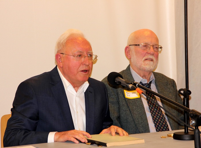 Helmut Palla (li)